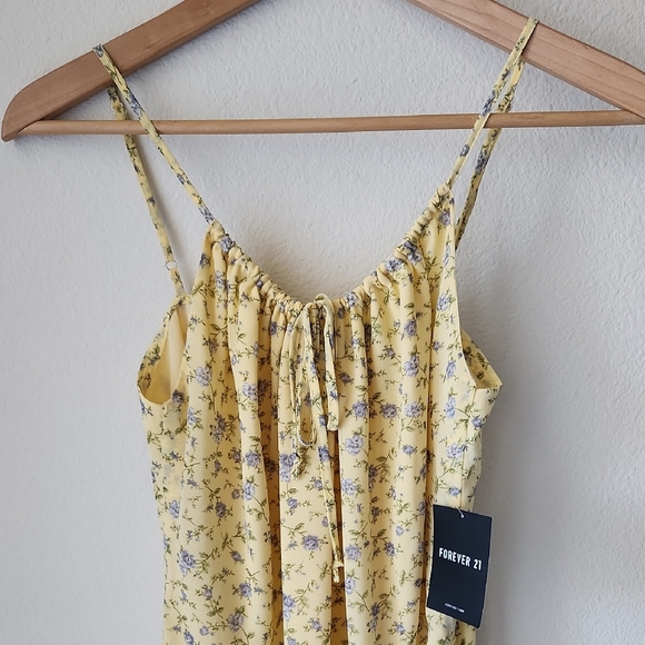 Forever 21 Yellow Ditsy Floral Mini Dress side ruching ruffle hem cami Sz S NWT - Picture 2 of 15